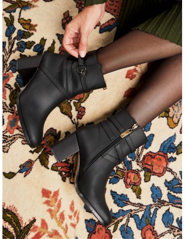 Intrigue Vegan Leather Heeled Ankle Boots | Black Vous souhaitez 