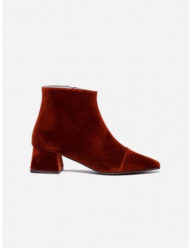 Dahlia Vegan Velvet Ankle Boots | Rust le des métaux précieux