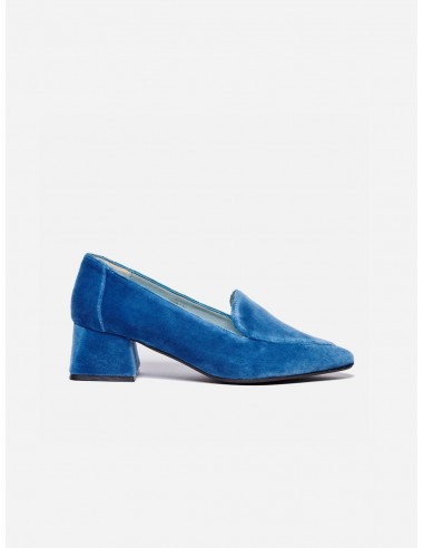 Iris Vegan Velvet Moccasin Loafers | Blue Fin de série