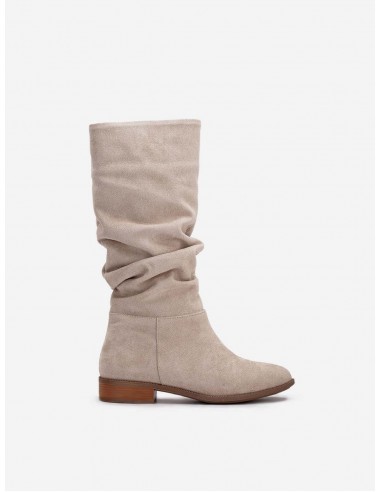 Maribel Vegan Suede Slouchy Boots | Beige chez Cornerstreet bien 