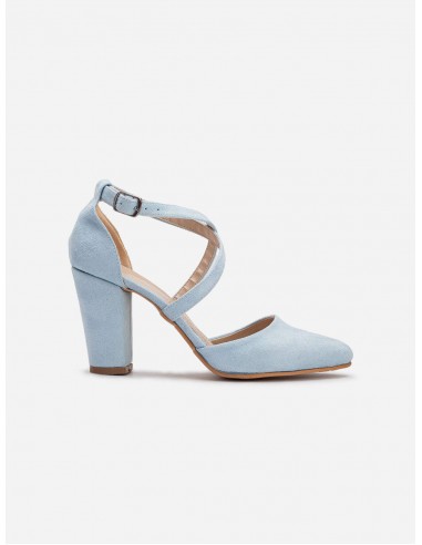 Sina Vegan Suede Wedding Heels | Baby Blue suggérées chez