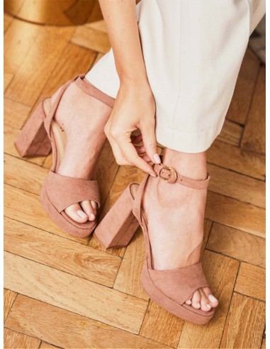 Narcissus Vegan Suede Block Heels | Petal solde