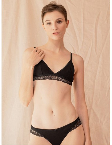 Casamance Organic Cotton & Lace Triangle Bra | Black Comment ça marche